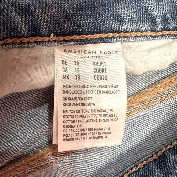 American Eagle Mom Jean - Picture 4 of 6